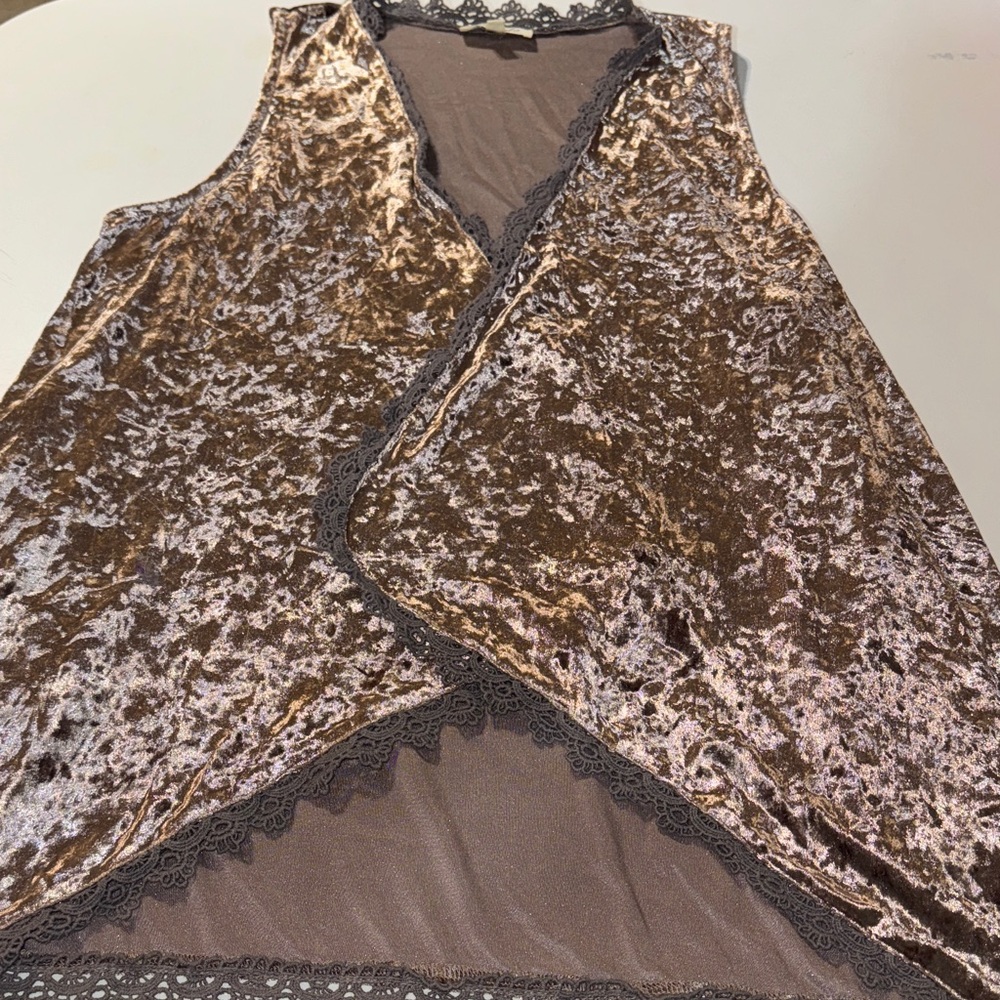 Listicle Velvet Rose Gold Cardigan Vest with Gray Lace Trim & Pockets
